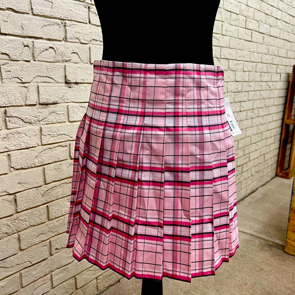 Pleated skirt